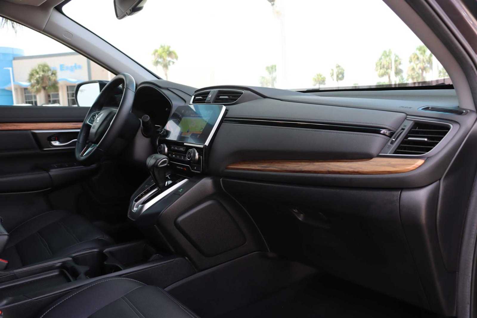 2018 Honda CR-V Touring 13