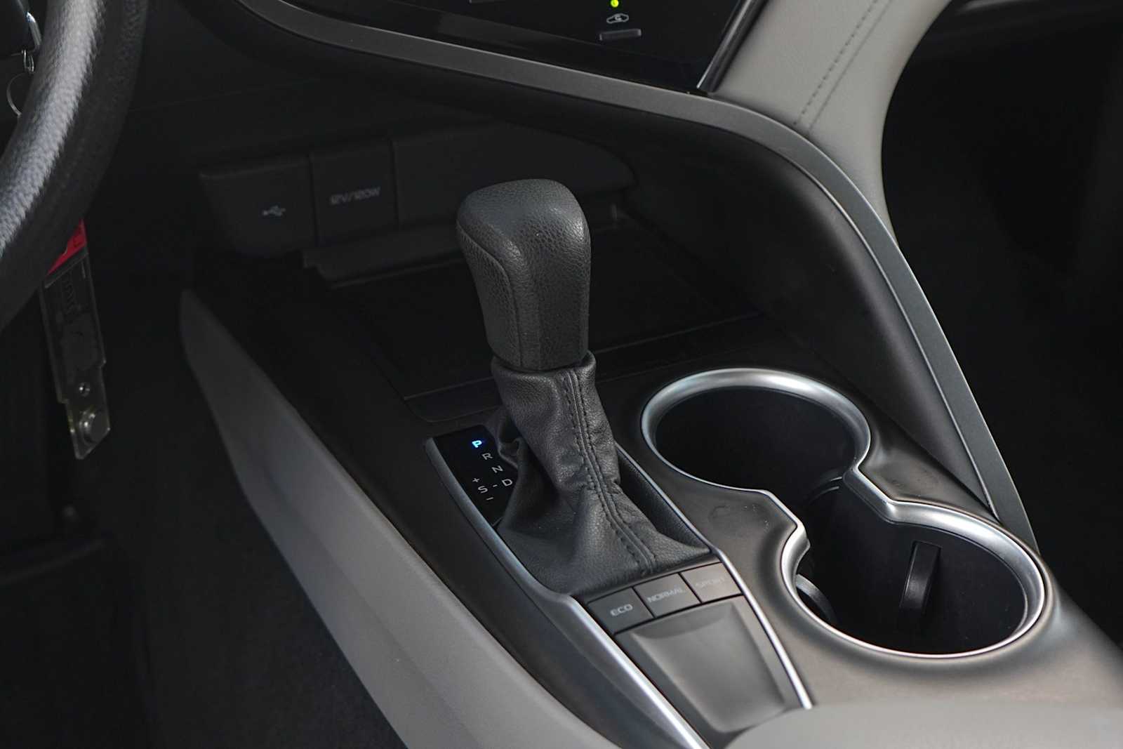 Thumbnail: 2024 Toyota Camry - 20