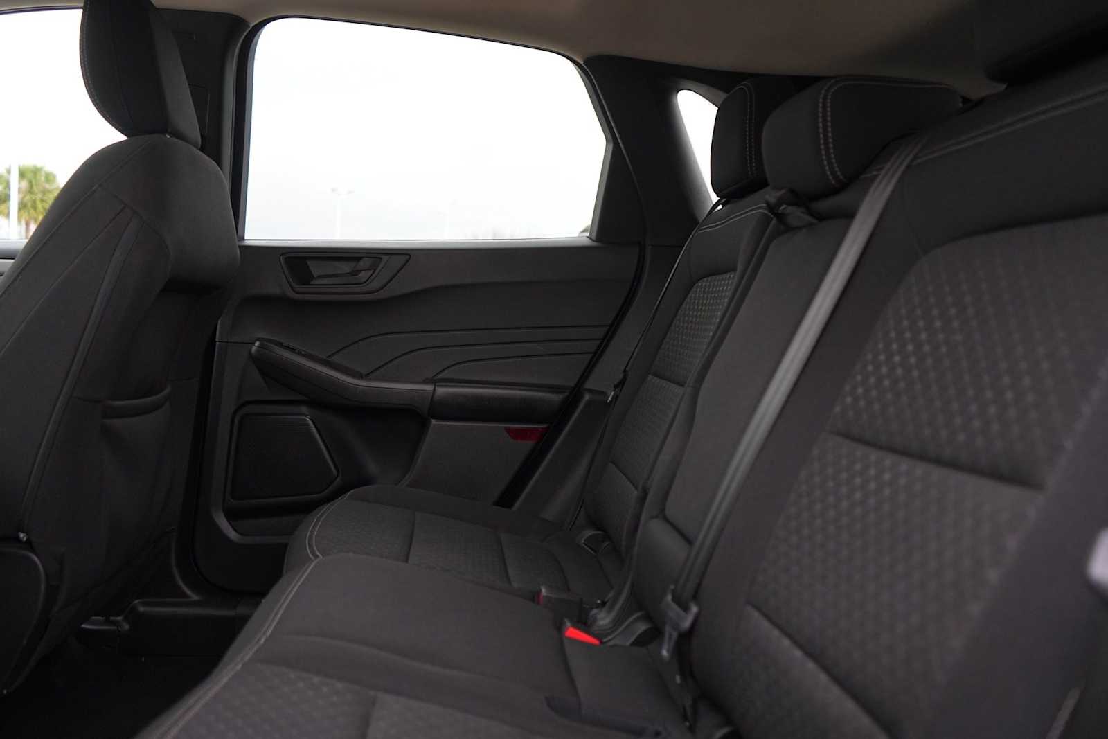 Thumbnail: 2023 Ford Escape - 14