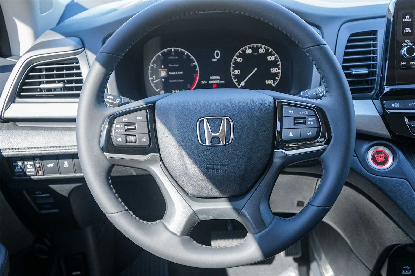 Thumbnail: 2026 Honda Odyssey - 15