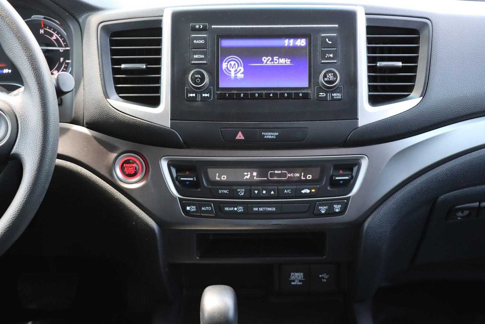 2019 Honda Ridgeline Sport 17