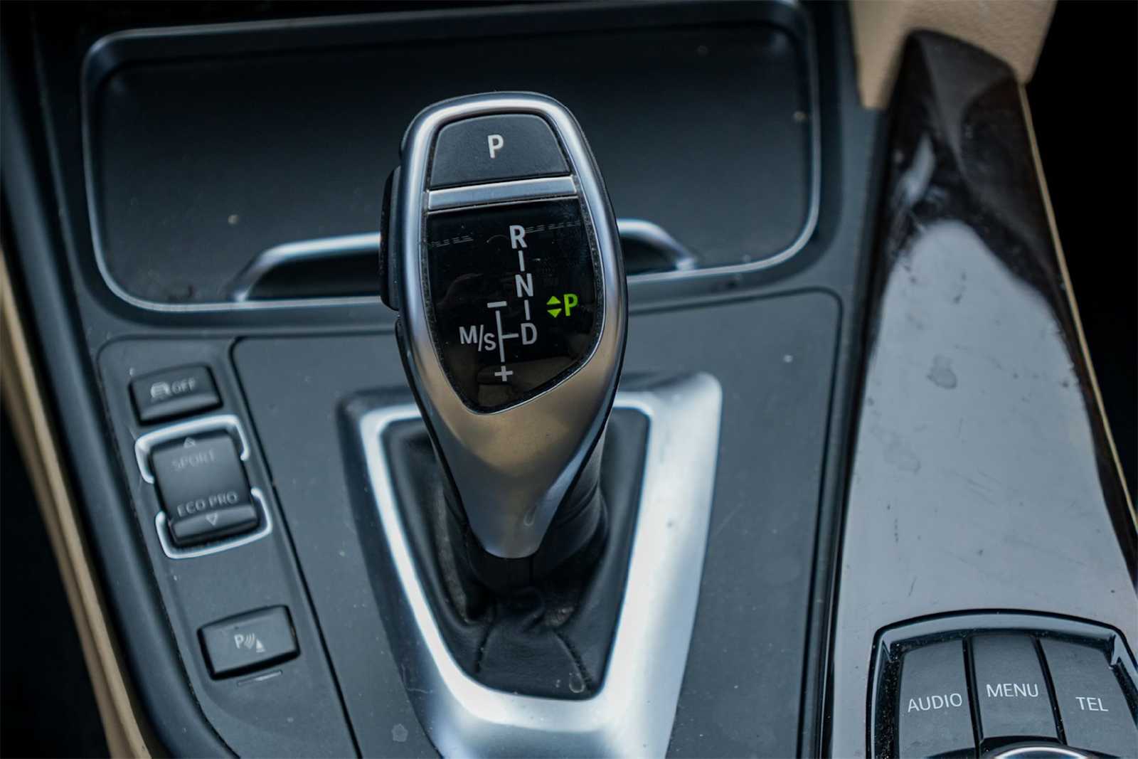 Thumbnail: 2017 BMW 3 Series - 17