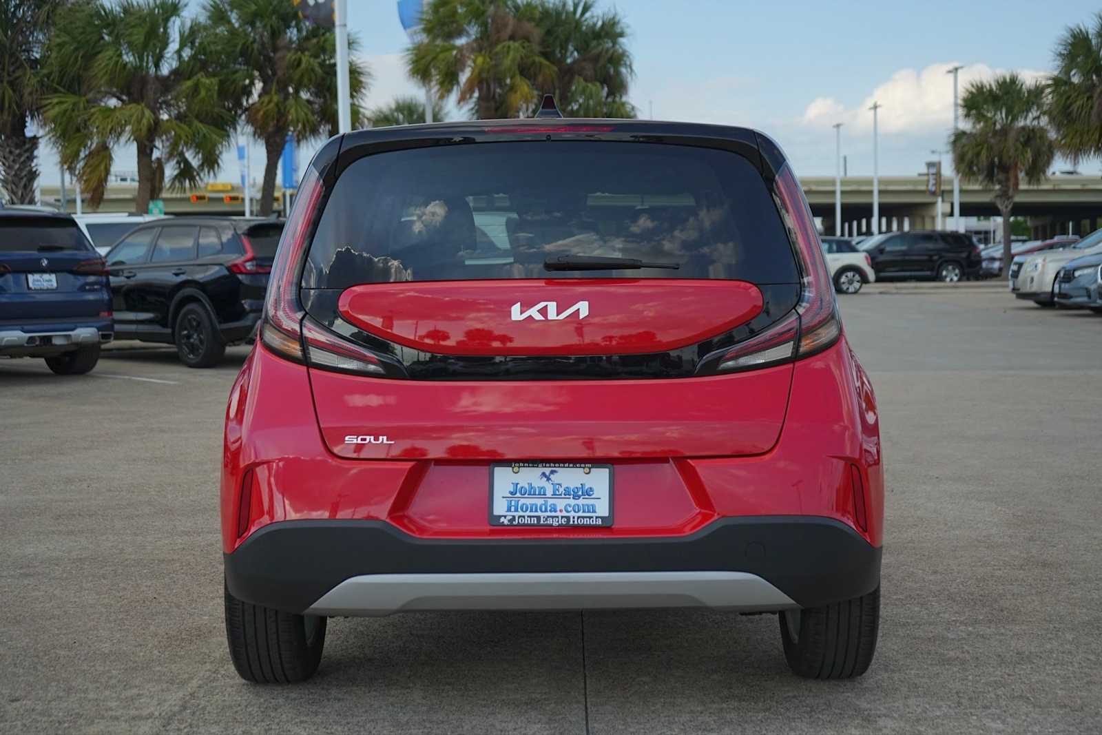 Thumbnail: 2023 Kia Soul - 5