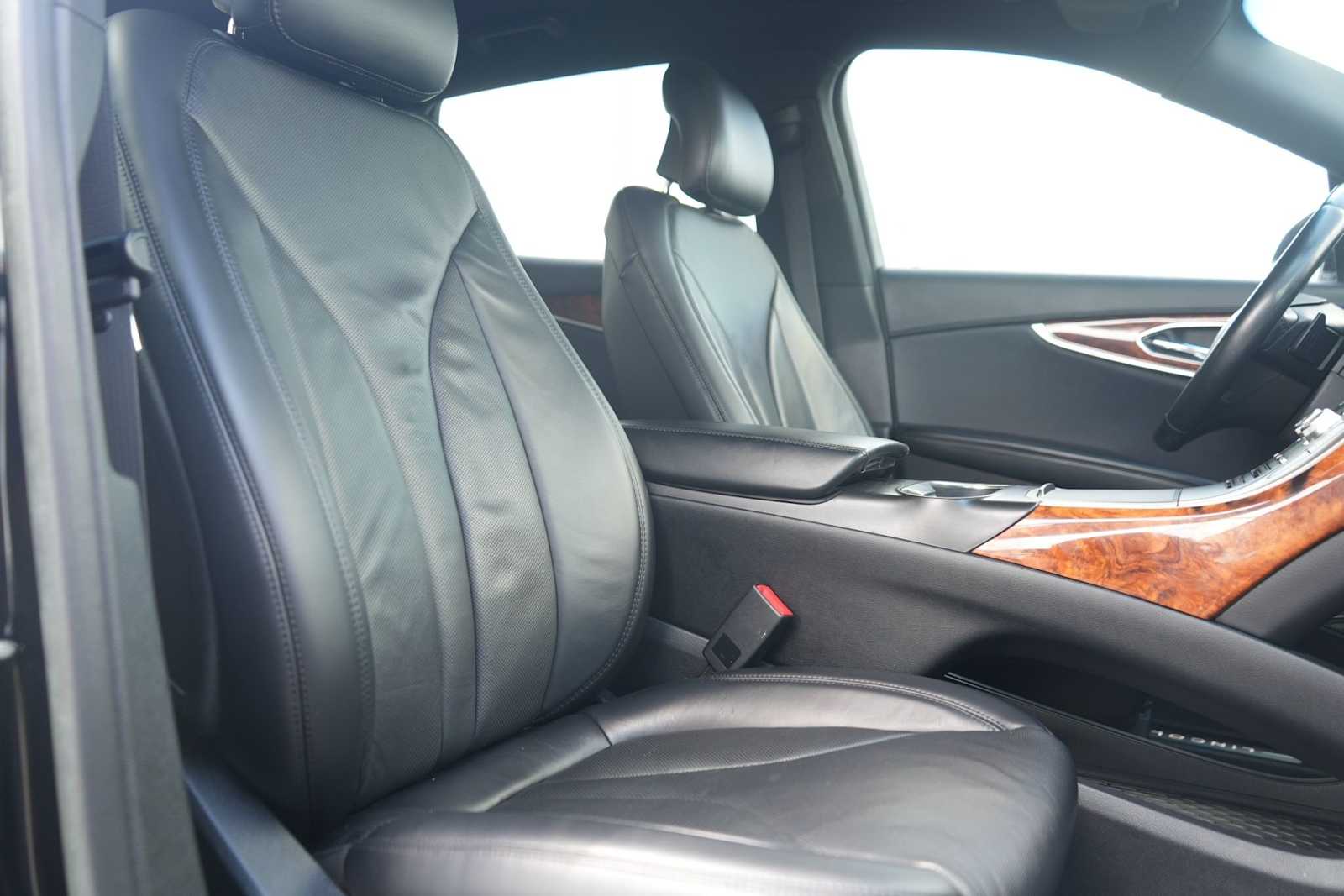 Thumbnail: 2018 Lincoln MKX - 13