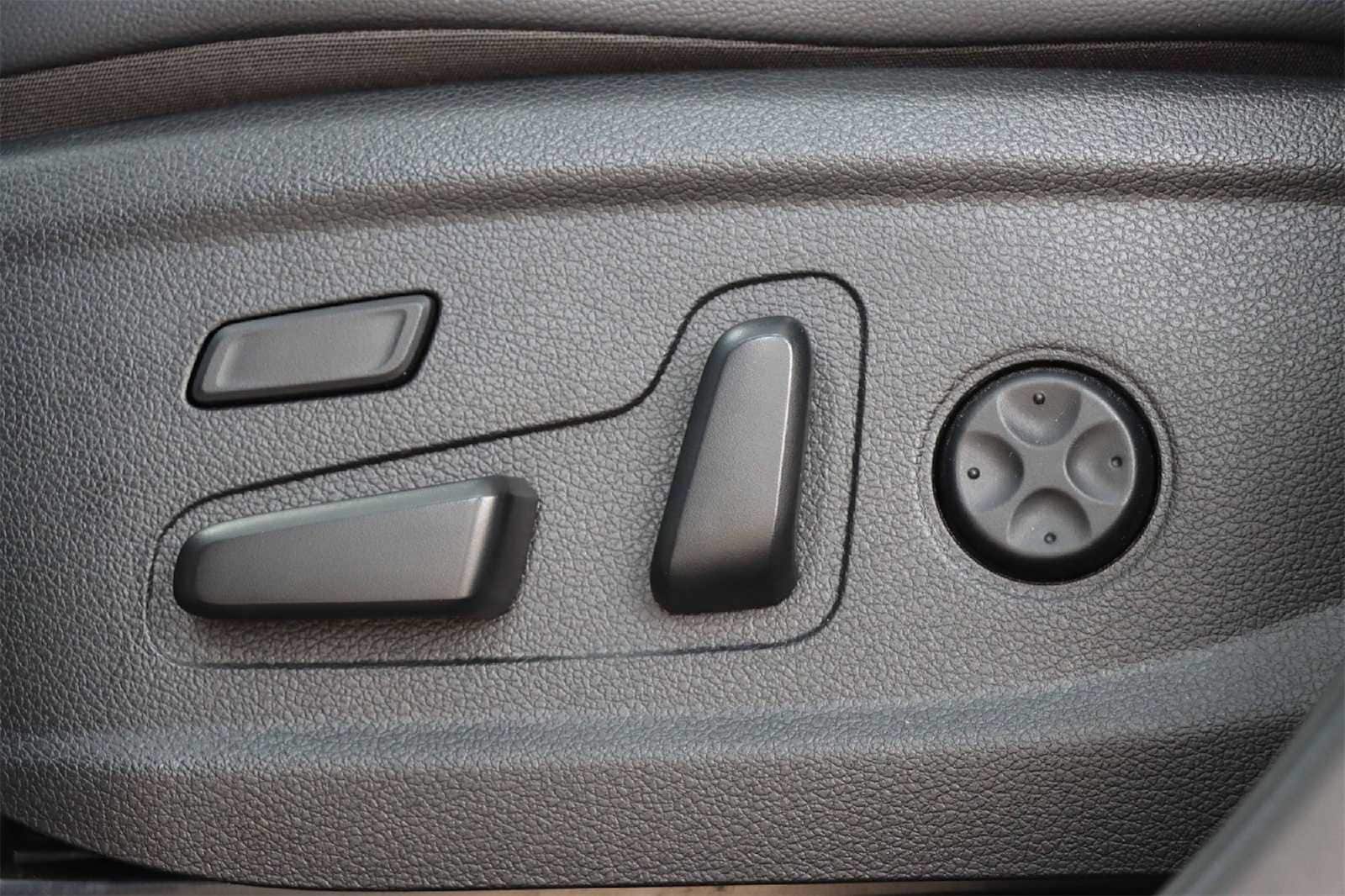 Thumbnail: 2023 Hyundai Santa Fe - 29