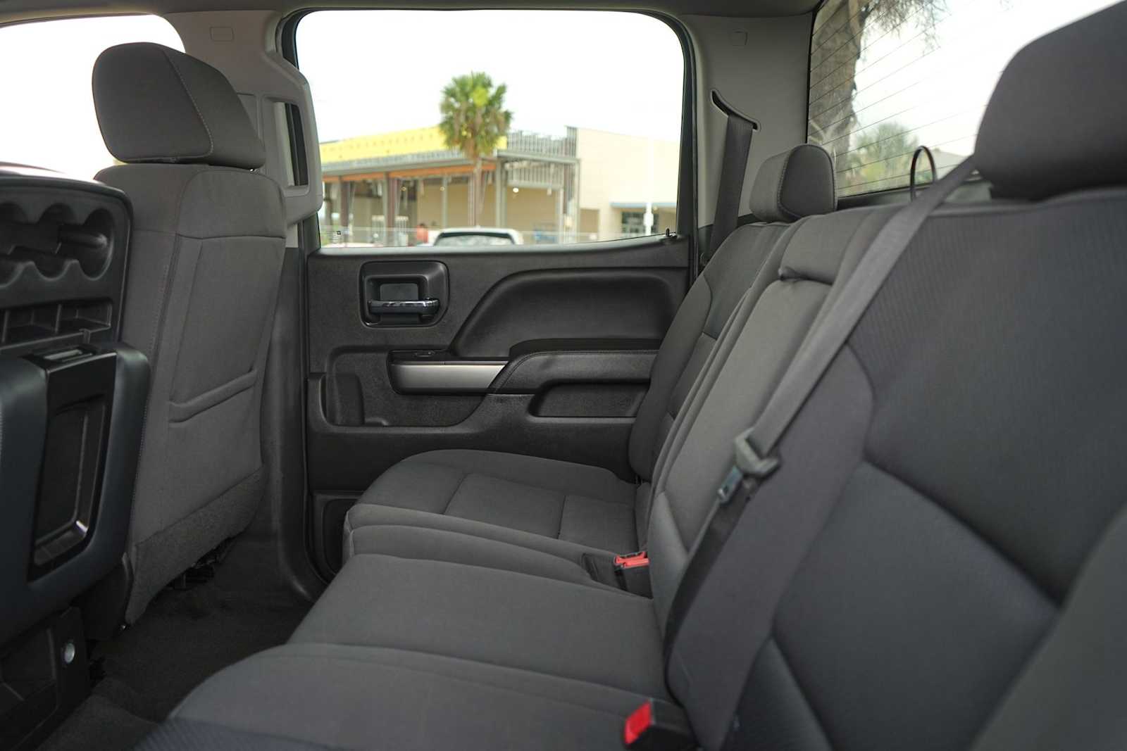 Thumbnail: 2018 Chevrolet Silverado 1500 - 13