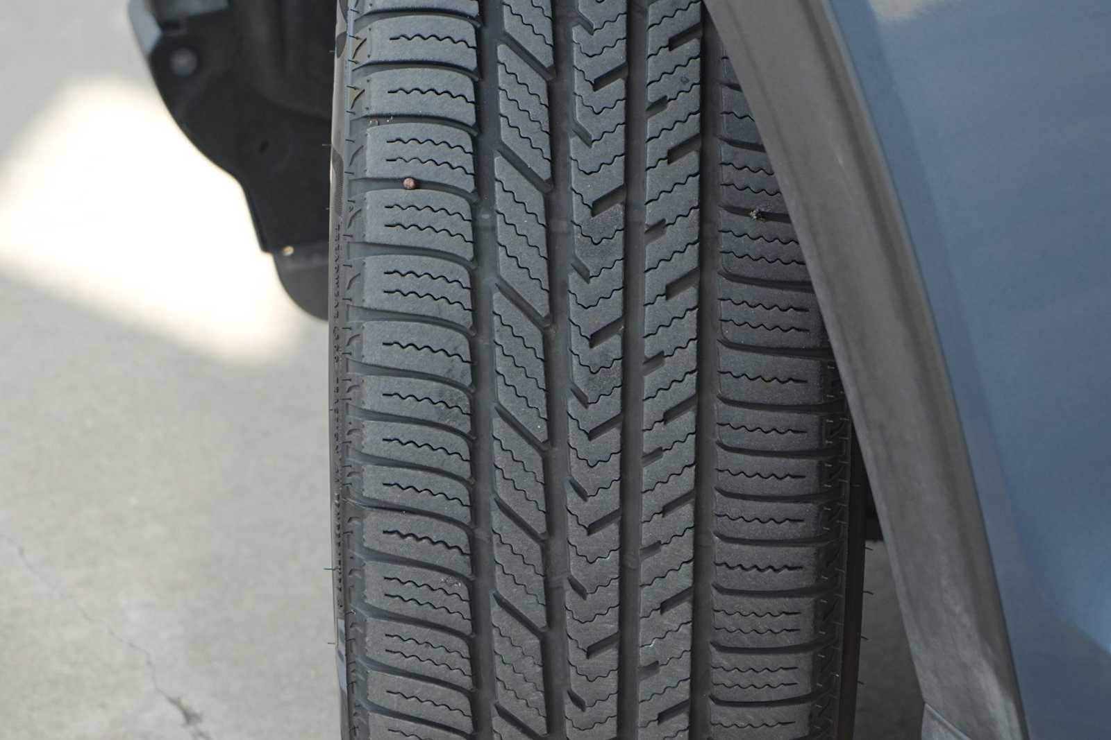 Thumbnail: 2020 Ford Explorer - 29