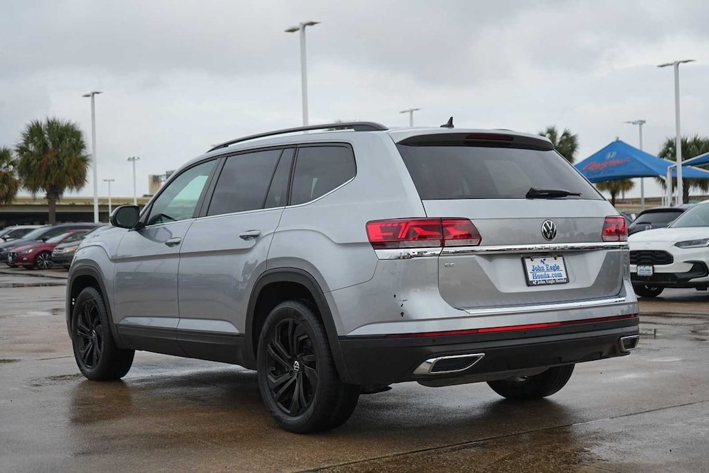 Used 2023 Volkswagen Atlas 2.0T SE w/Technology SUV