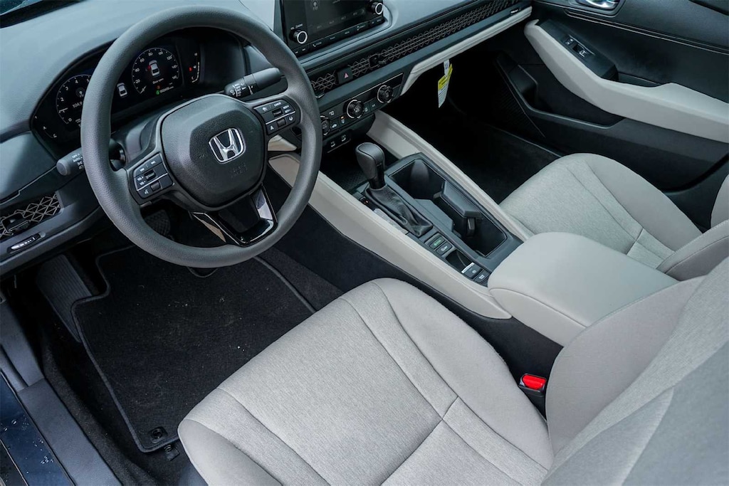 Used 2025 Honda Accord LX Sedan
