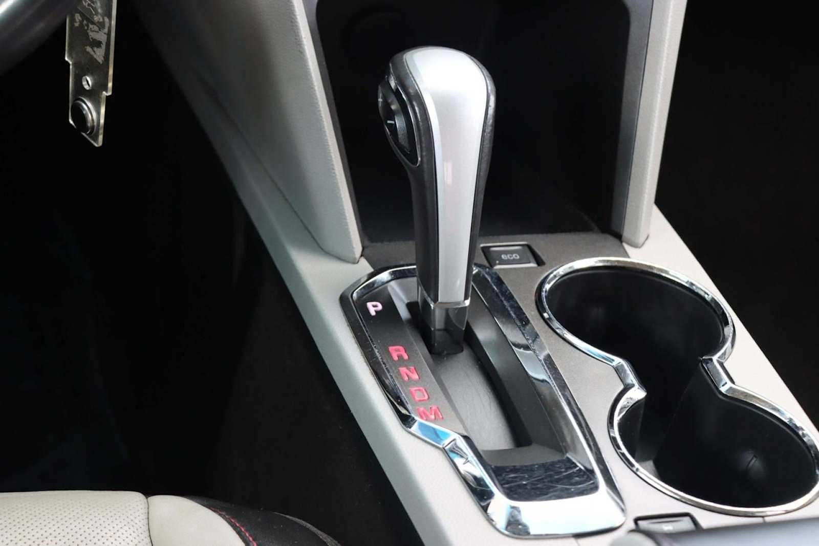 Thumbnail: 2010 GMC Terrain - 18