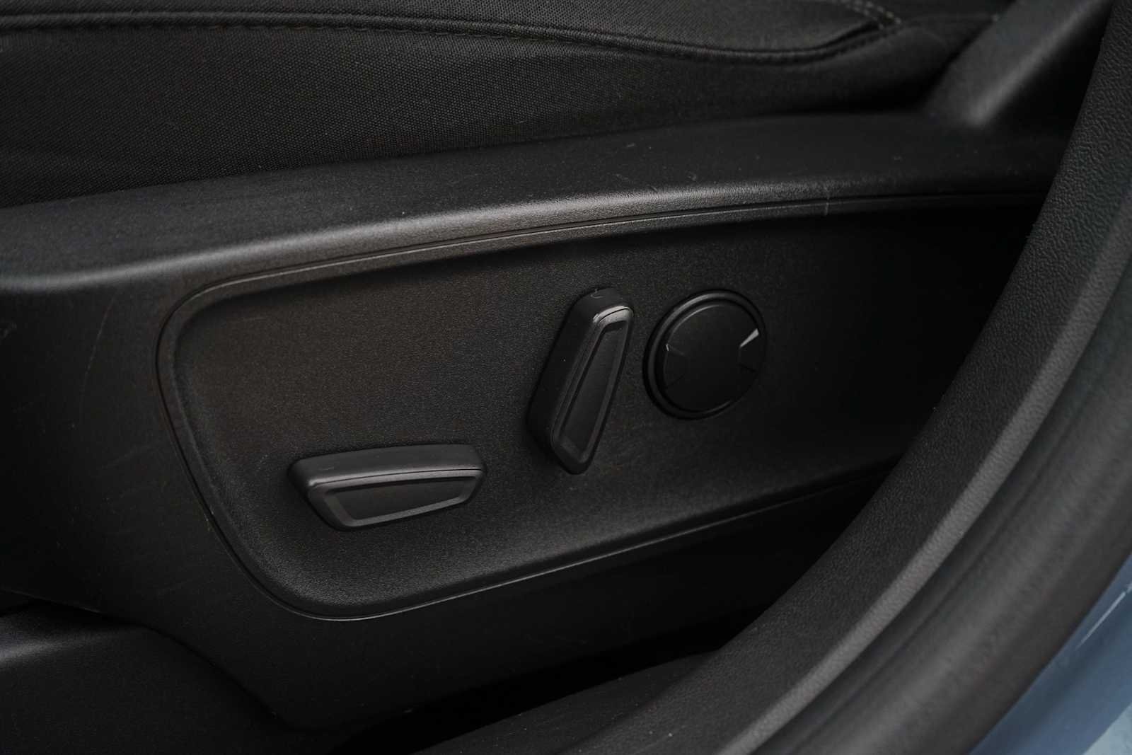 Thumbnail: 2023 Ford Escape - 12