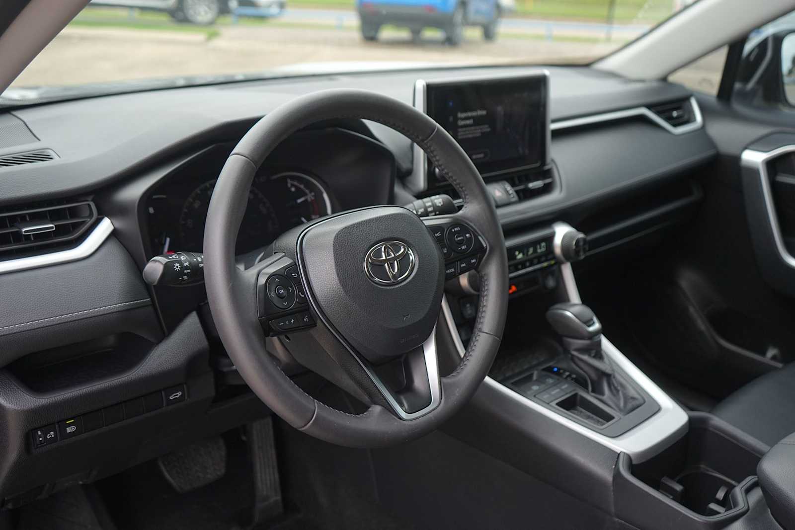 Thumbnail: 2024 Toyota RAV4 - 2