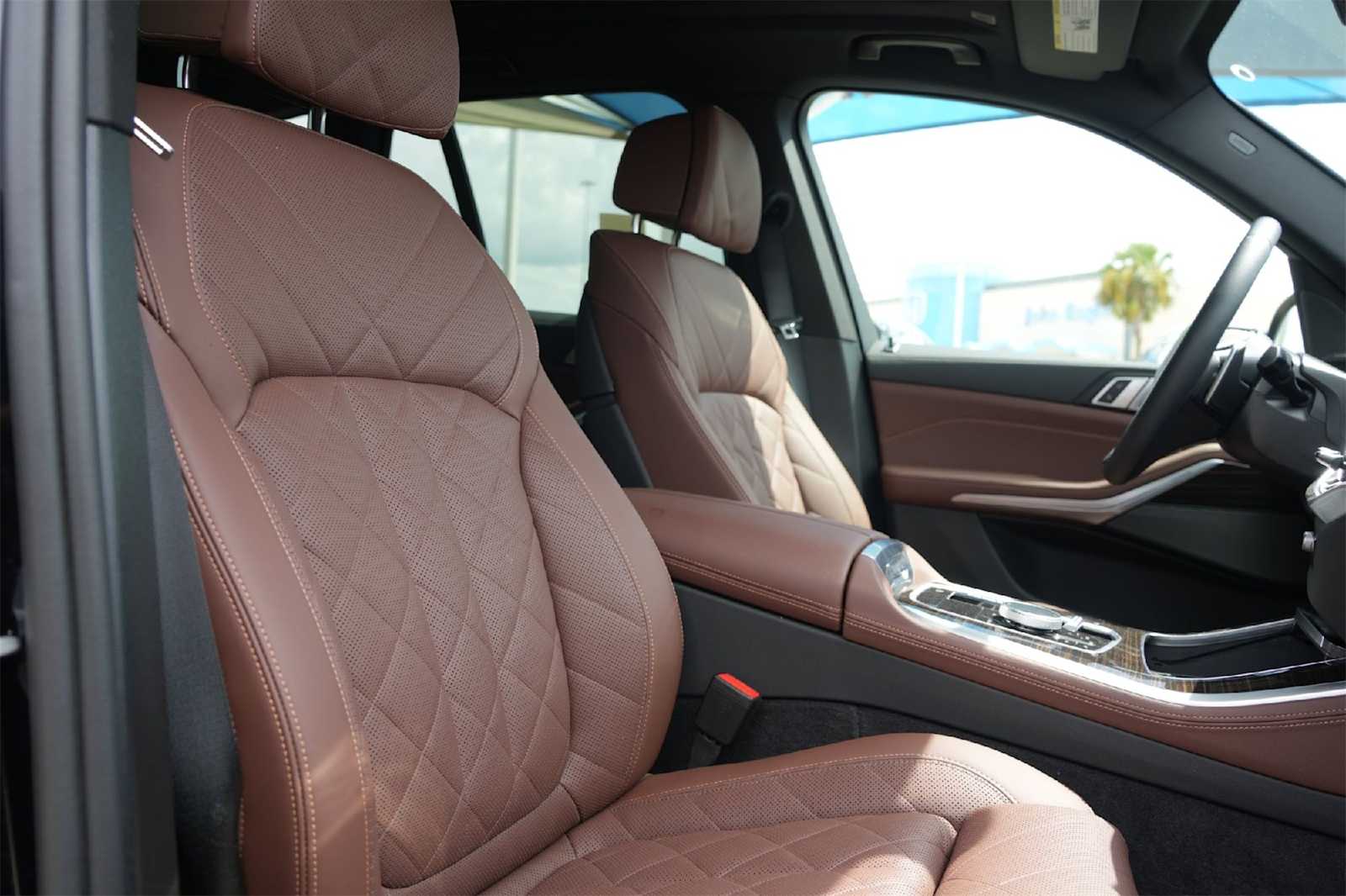 Thumbnail: 2025 BMW X5 - 12