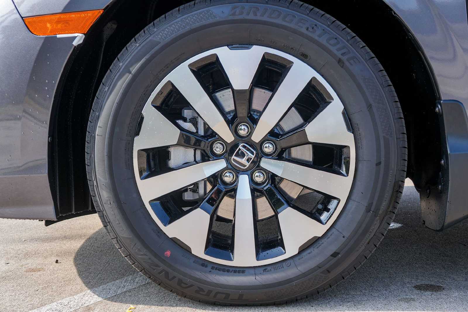 Thumbnail: 2026 Honda Odyssey - 8