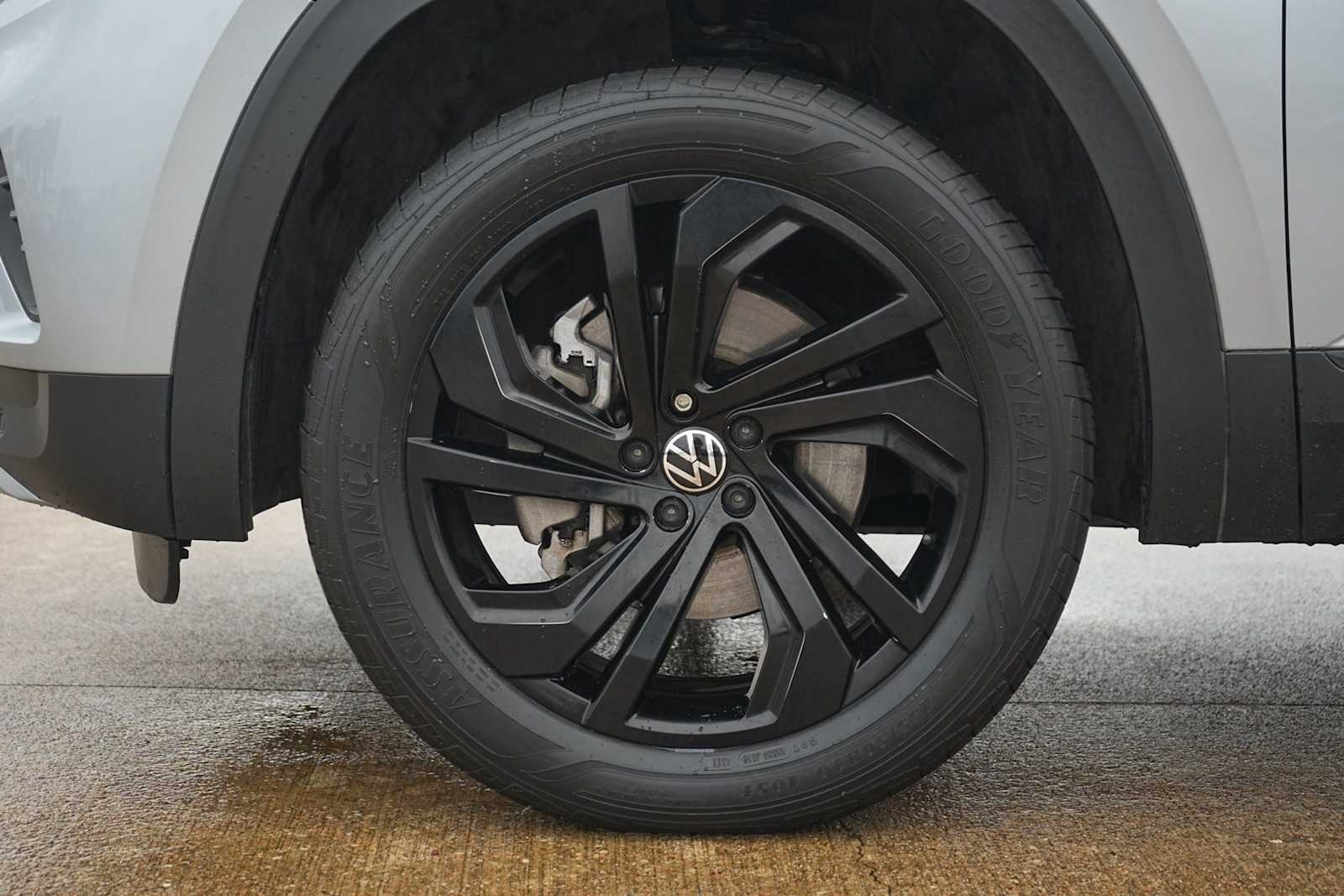 Thumbnail: 2023 Volkswagen Atlas - 7