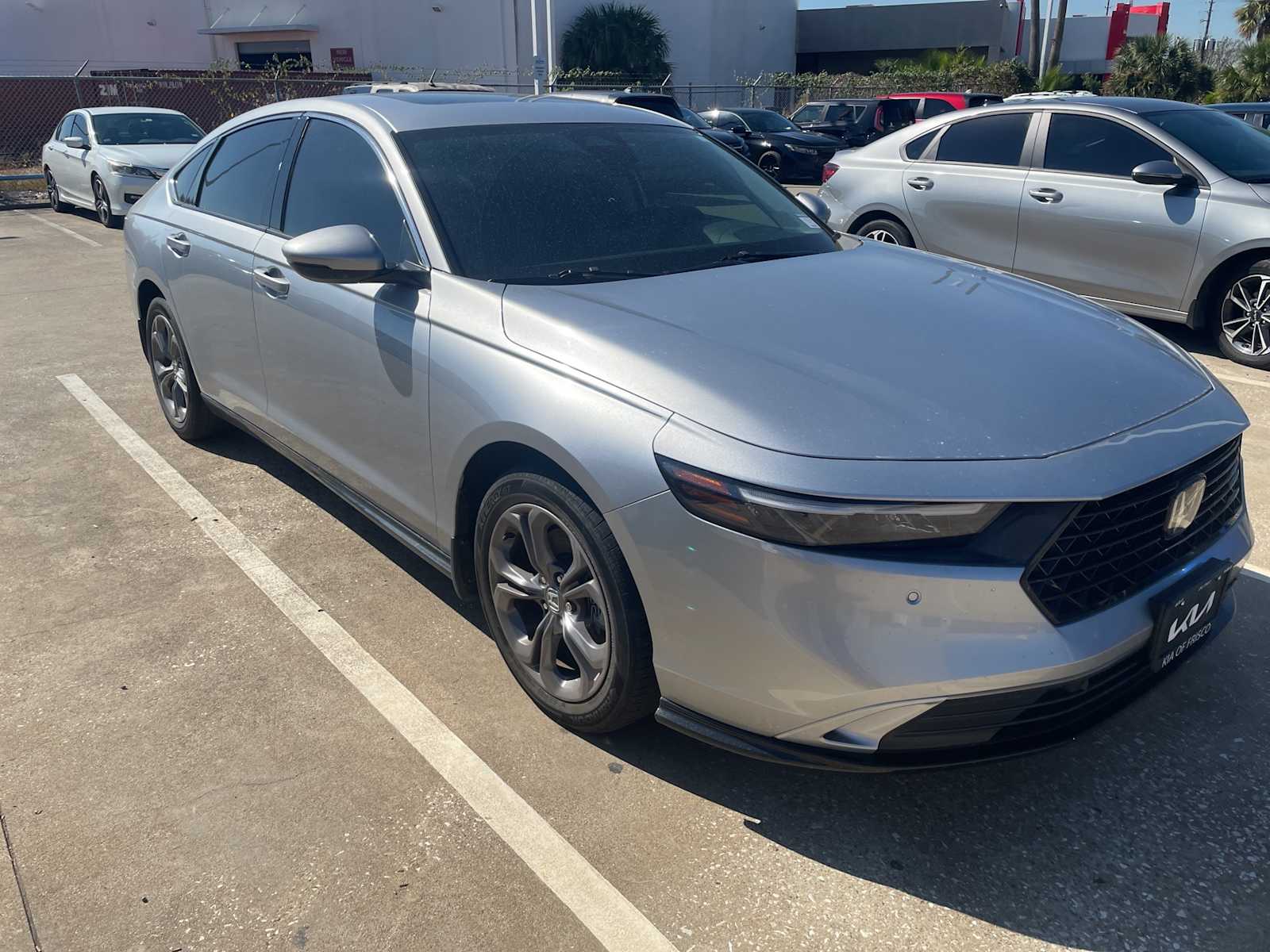 2023 Honda Accord Hybrid EX-L photo 4