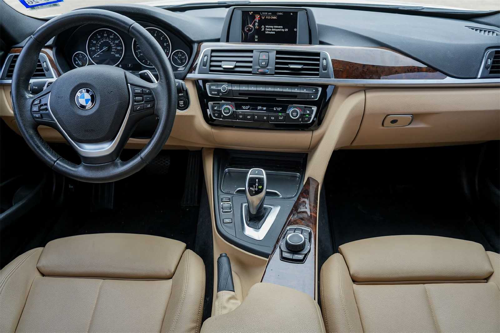 Thumbnail: 2017 BMW 3 Series - 10