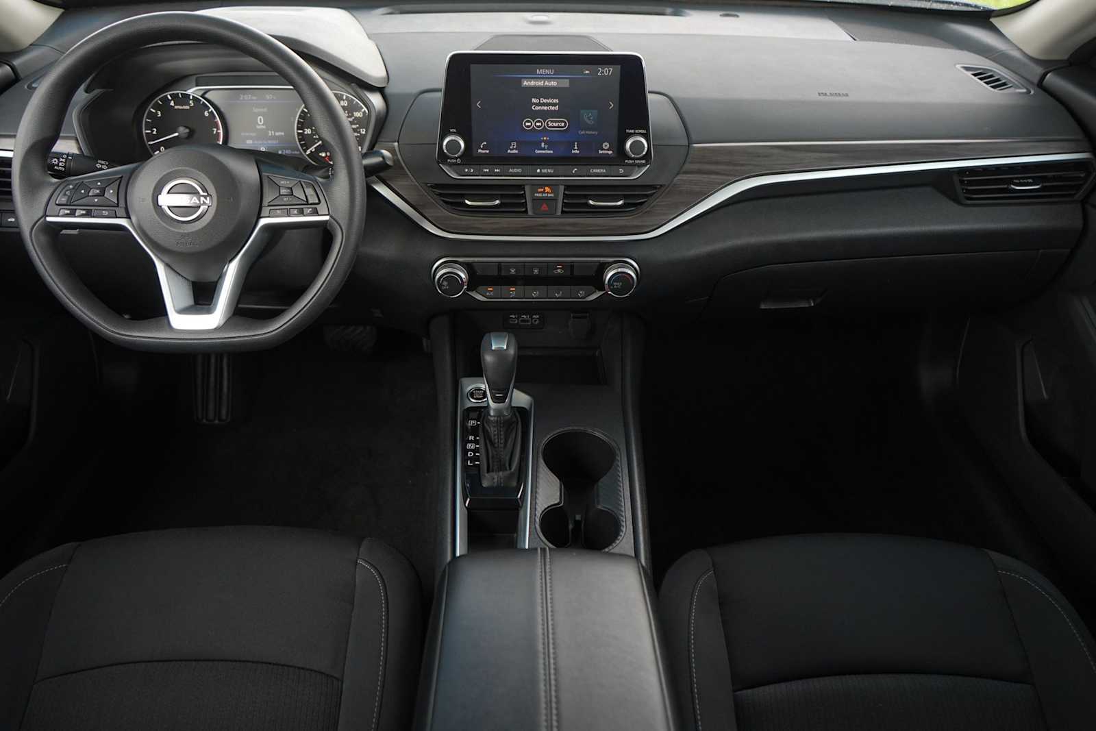 Thumbnail: 2025 Nissan Altima - 9