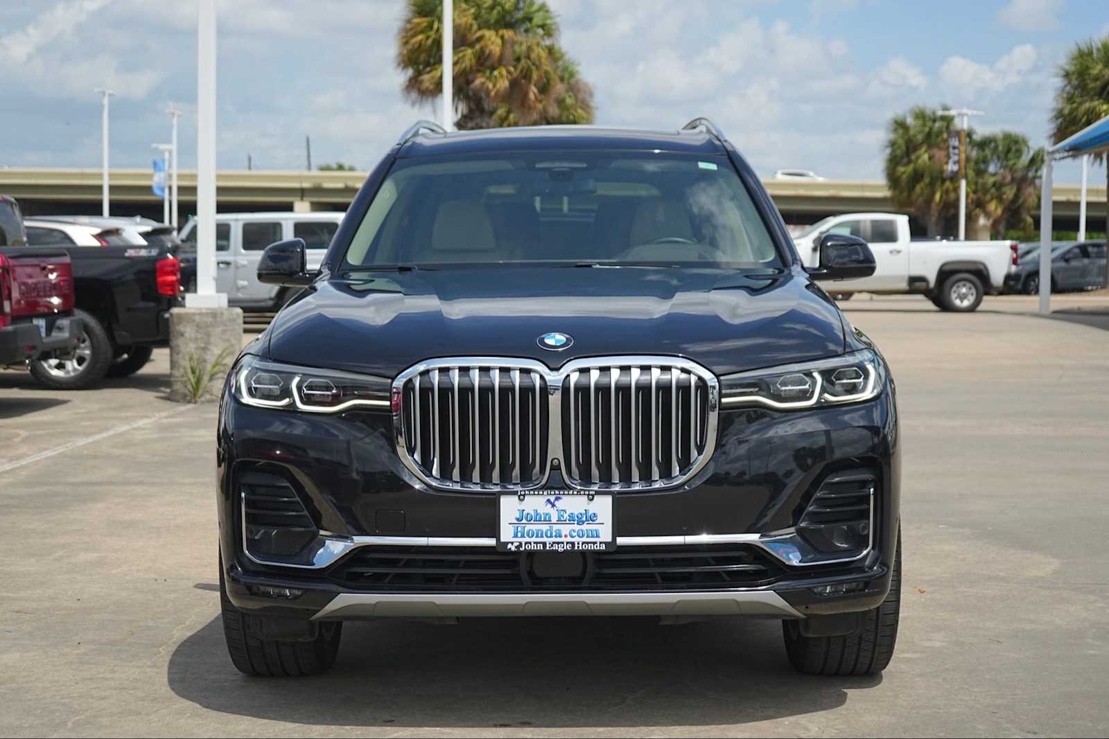 Thumbnail: 2019 BMW X7 - 19
