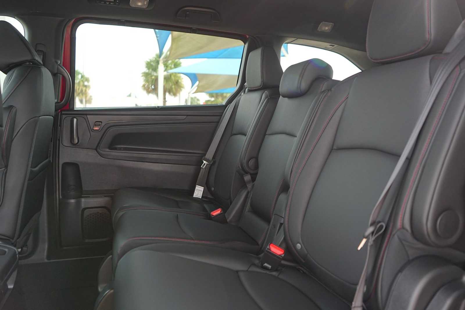 Thumbnail: 2026 Honda Odyssey - 13