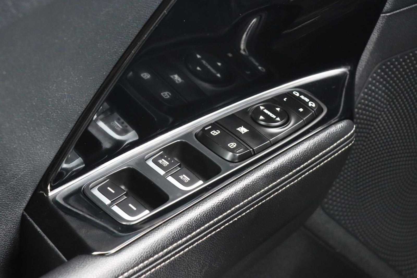 2022 Kia Niro S 21
