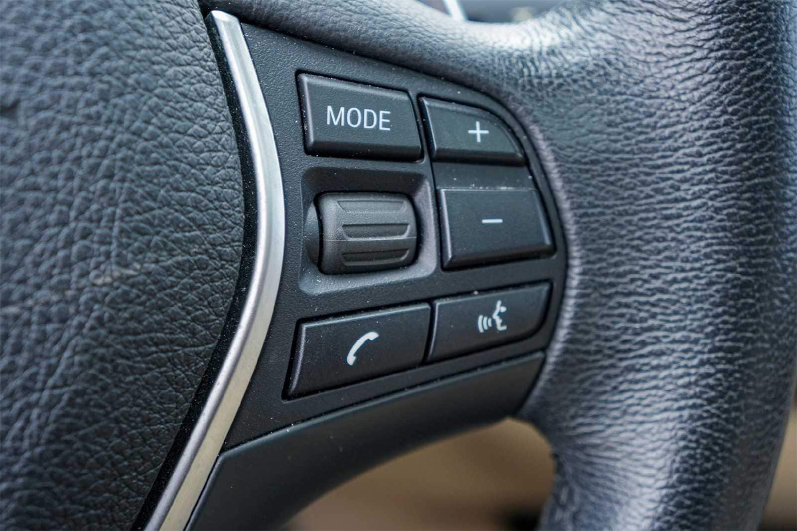 Thumbnail: 2017 BMW 3 Series - 26