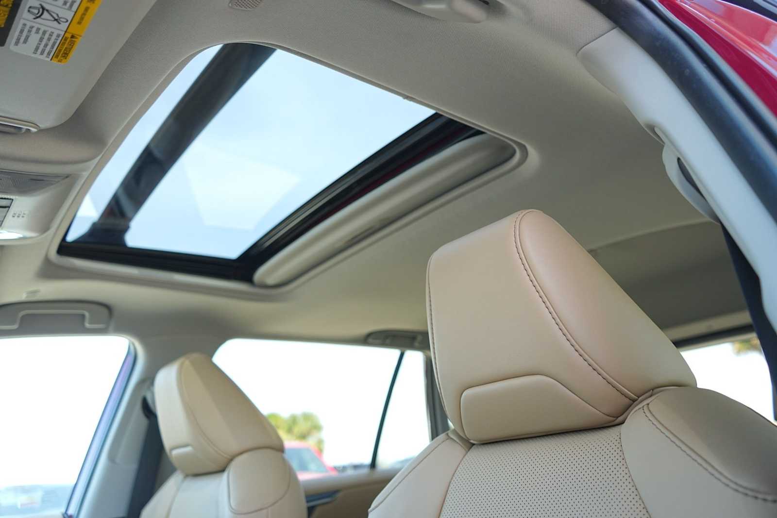 Thumbnail: 2024 Toyota RAV4 - 24