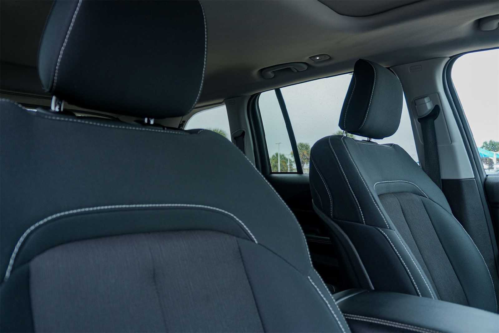 Thumbnail: 2023 Jeep Grand Cherokee - 14