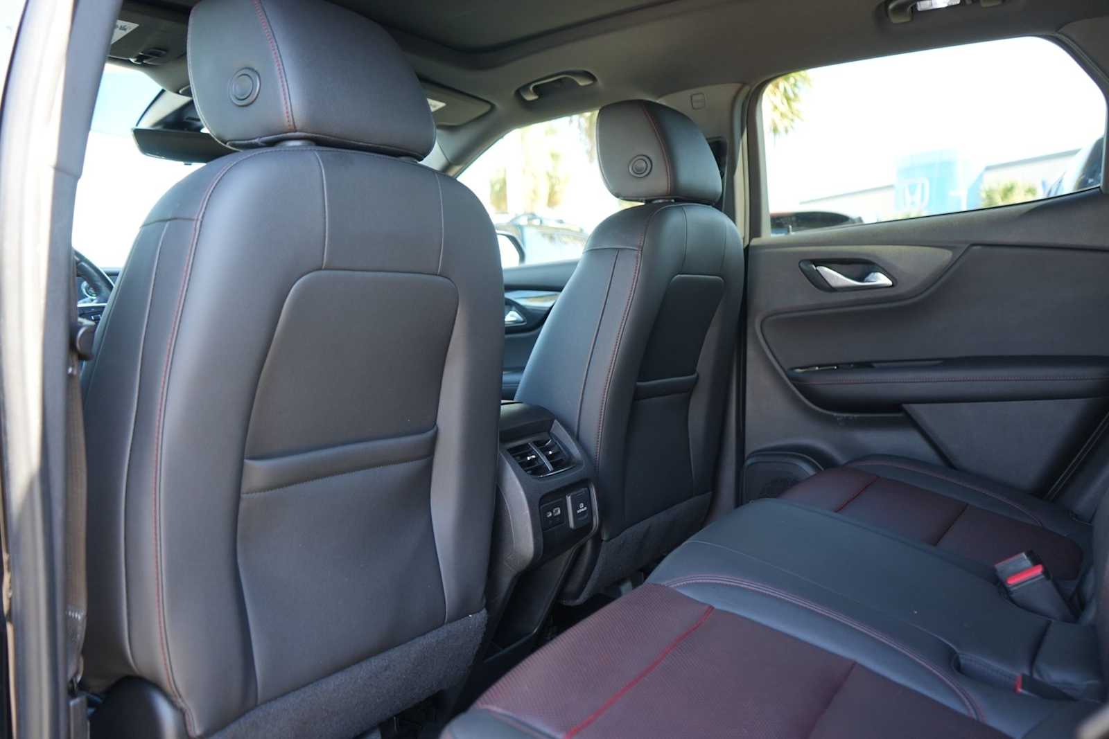 Thumbnail: 2019 Chevrolet Blazer - 12