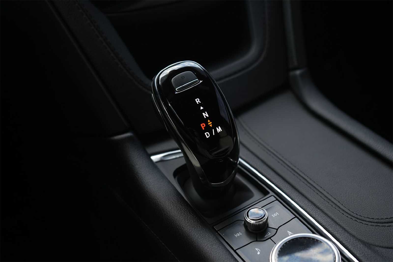 Thumbnail: 2024 Cadillac XT5 - 17