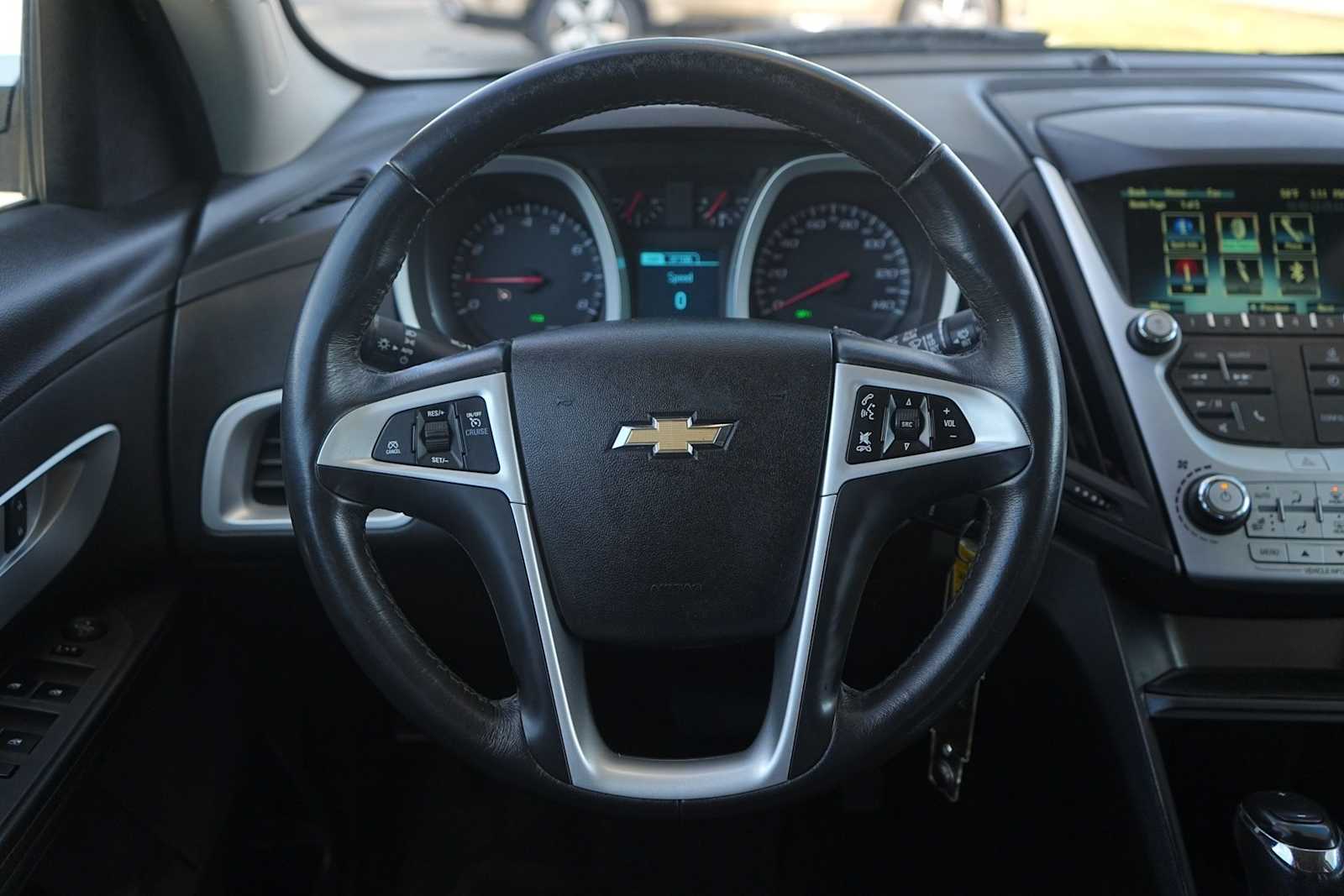 Thumbnail: 2017 Chevrolet Equinox - 16