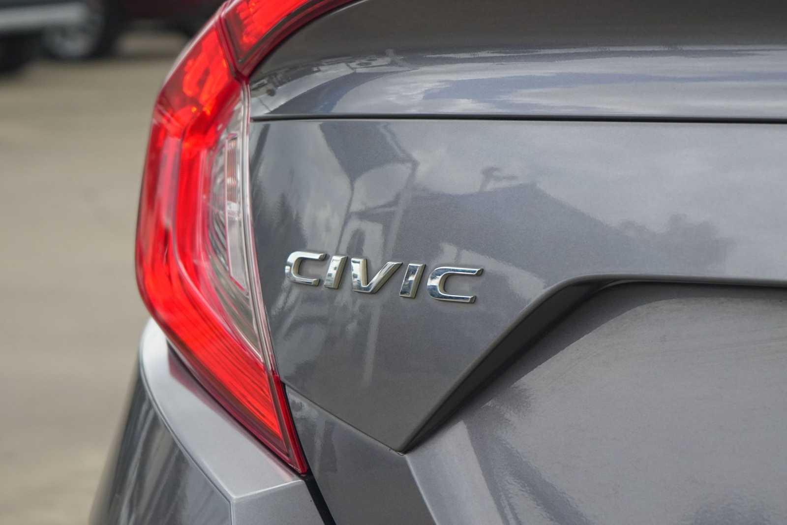 Thumbnail: 2016 Honda Civic - 8