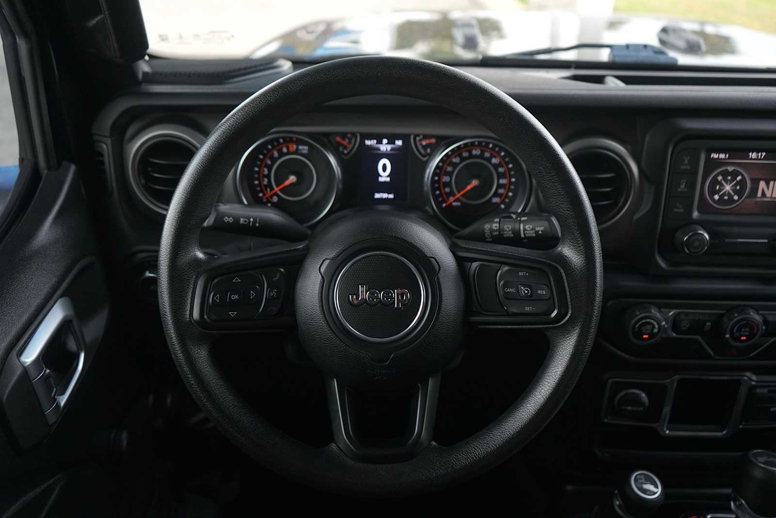 Thumbnail: 2020 Jeep Wrangler - 15