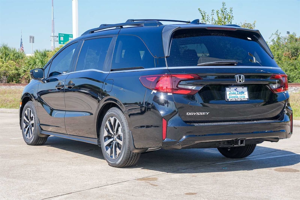 New 2026 Honda Odyssey EX-L Van Passenger