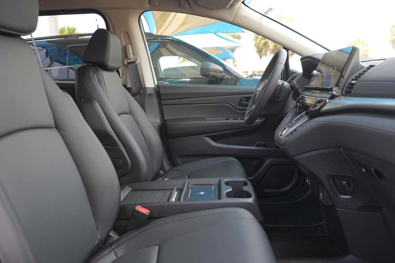 Thumbnail: 2026 Honda Odyssey - 14