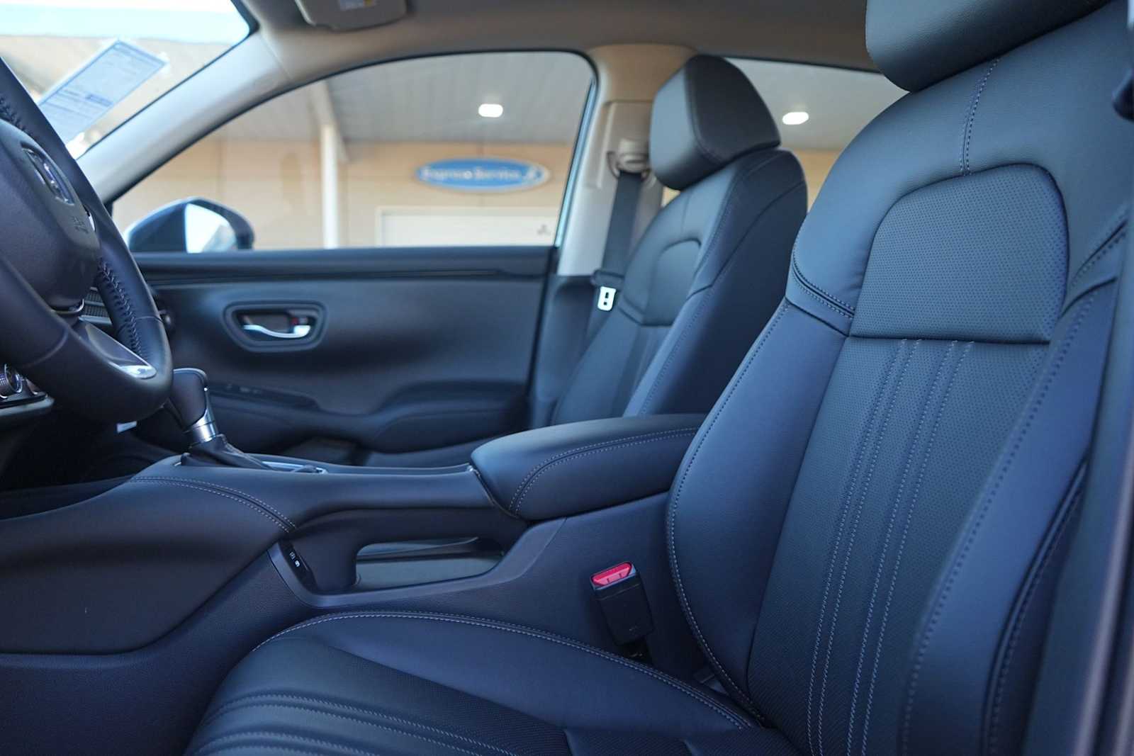 Thumbnail: 2026 Honda HR-V - 11