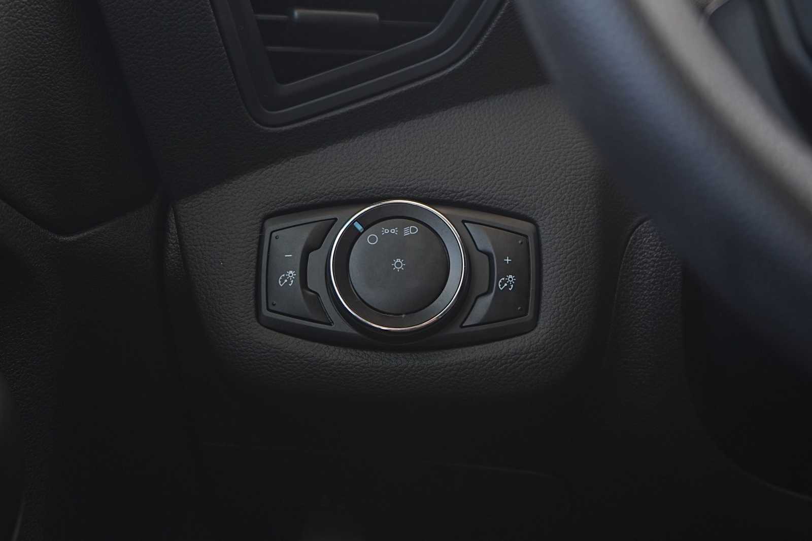 Thumbnail: 2014 Ford Escape - 24