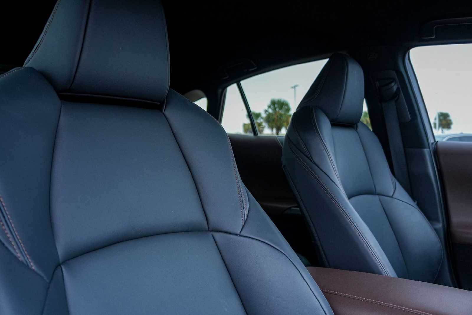 Thumbnail: 2024 Toyota Venza - 14