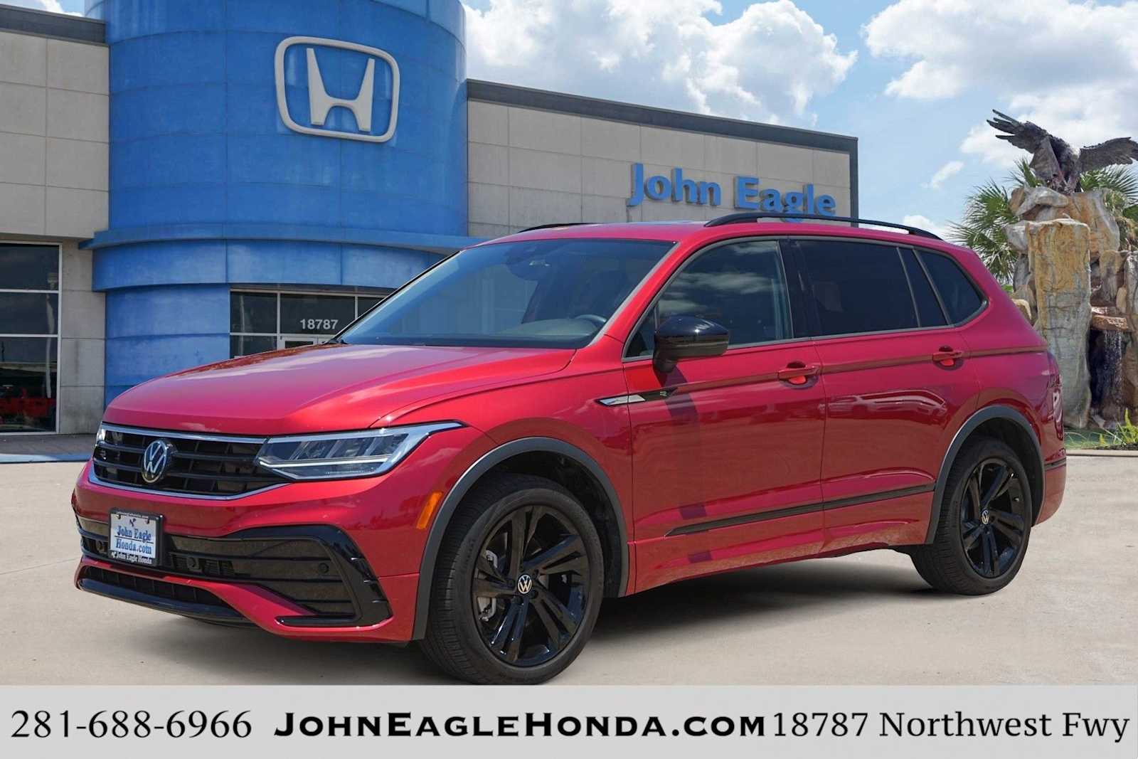 2024 Volkswagen Tiguan 2.0T SE R-Line Black's photo