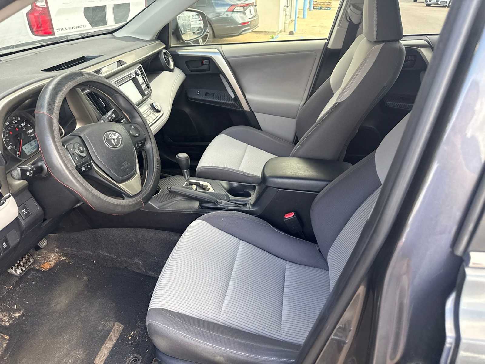 Thumbnail: 2013 Toyota RAV4 - 3