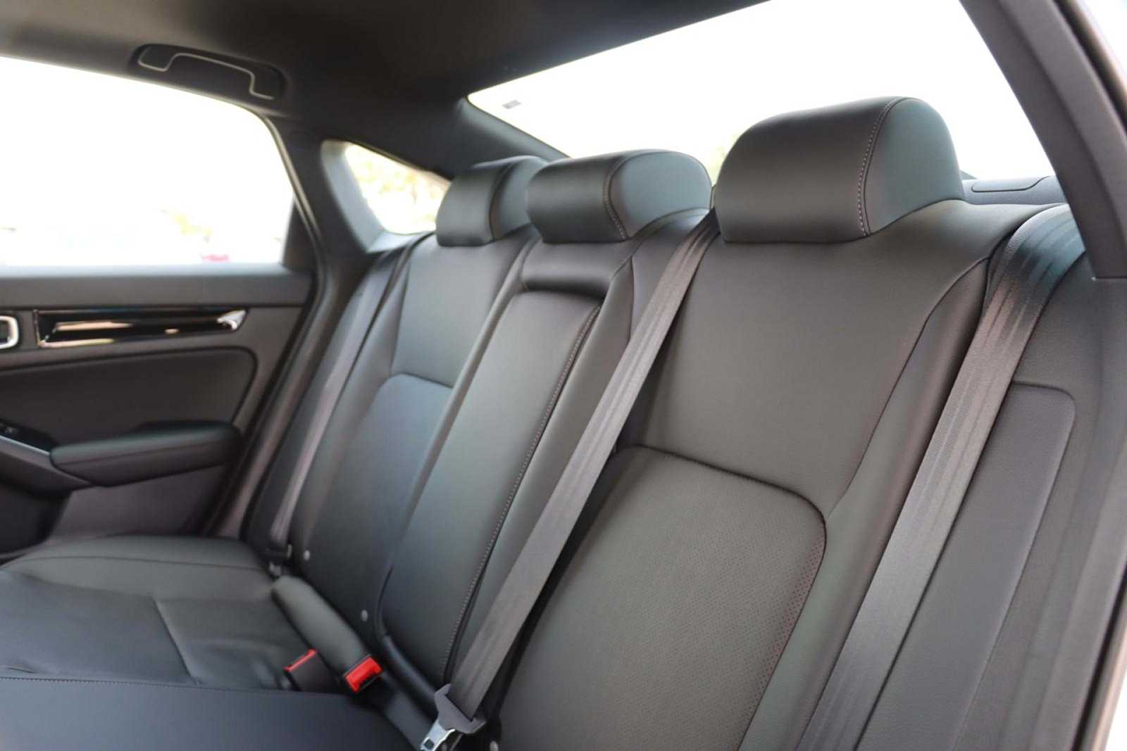 Thumbnail: 2025 Honda Civic - 14