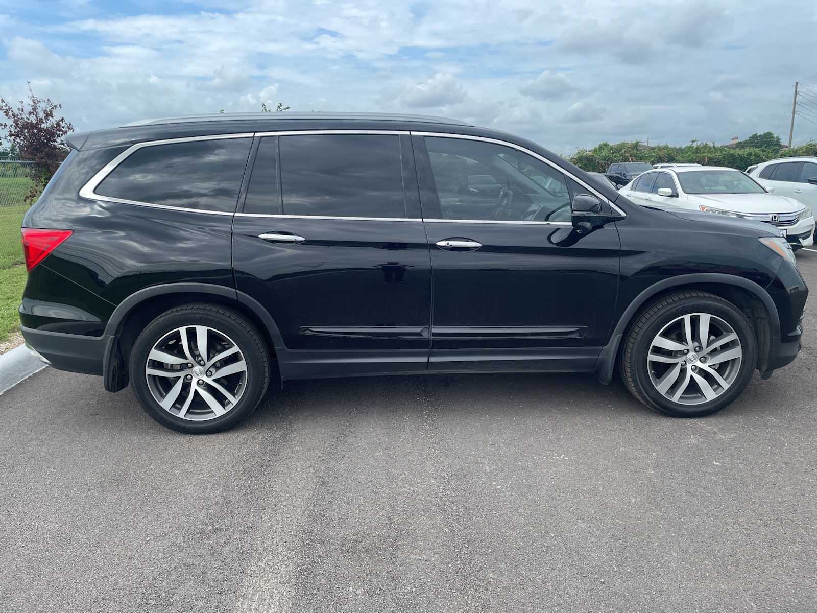 Thumbnail: 2018 Honda Pilot - 5