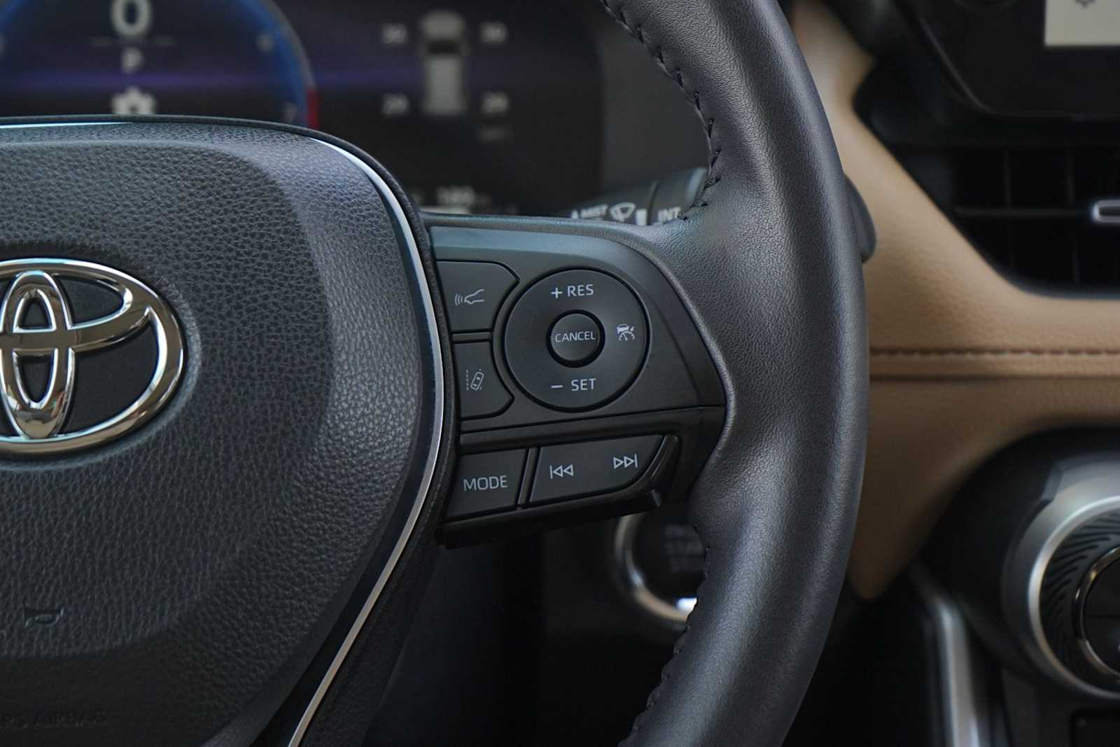 Thumbnail: 2024 Toyota RAV4 - 18