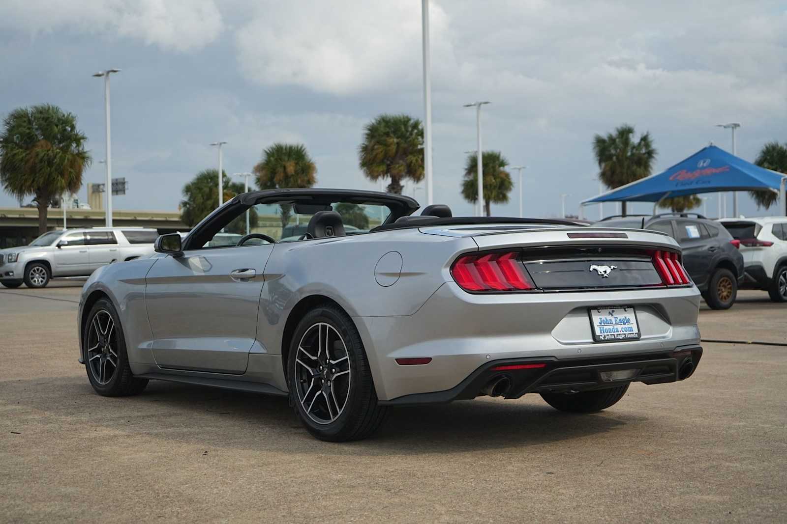 Thumbnail: 2022 Ford Mustang - 4