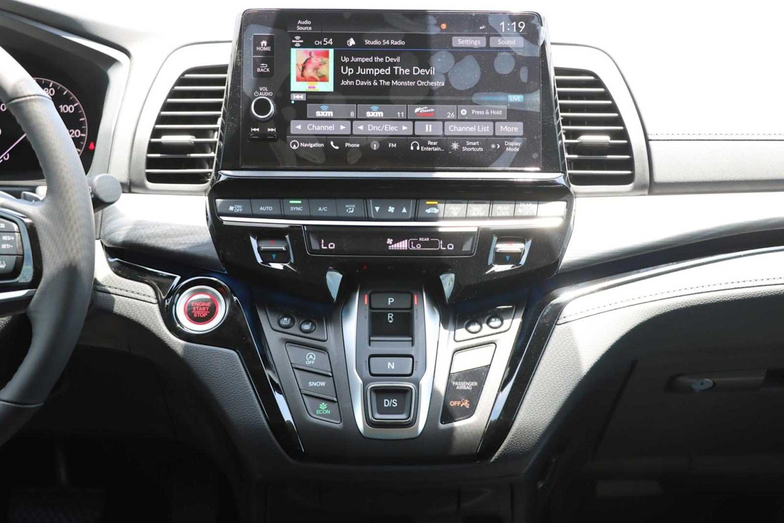 2025 Honda Odyssey Elite 16
