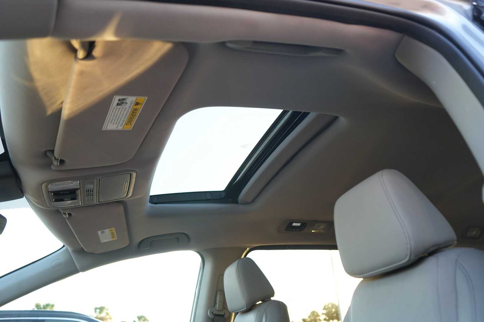 Thumbnail: 2024 Honda Odyssey - 26