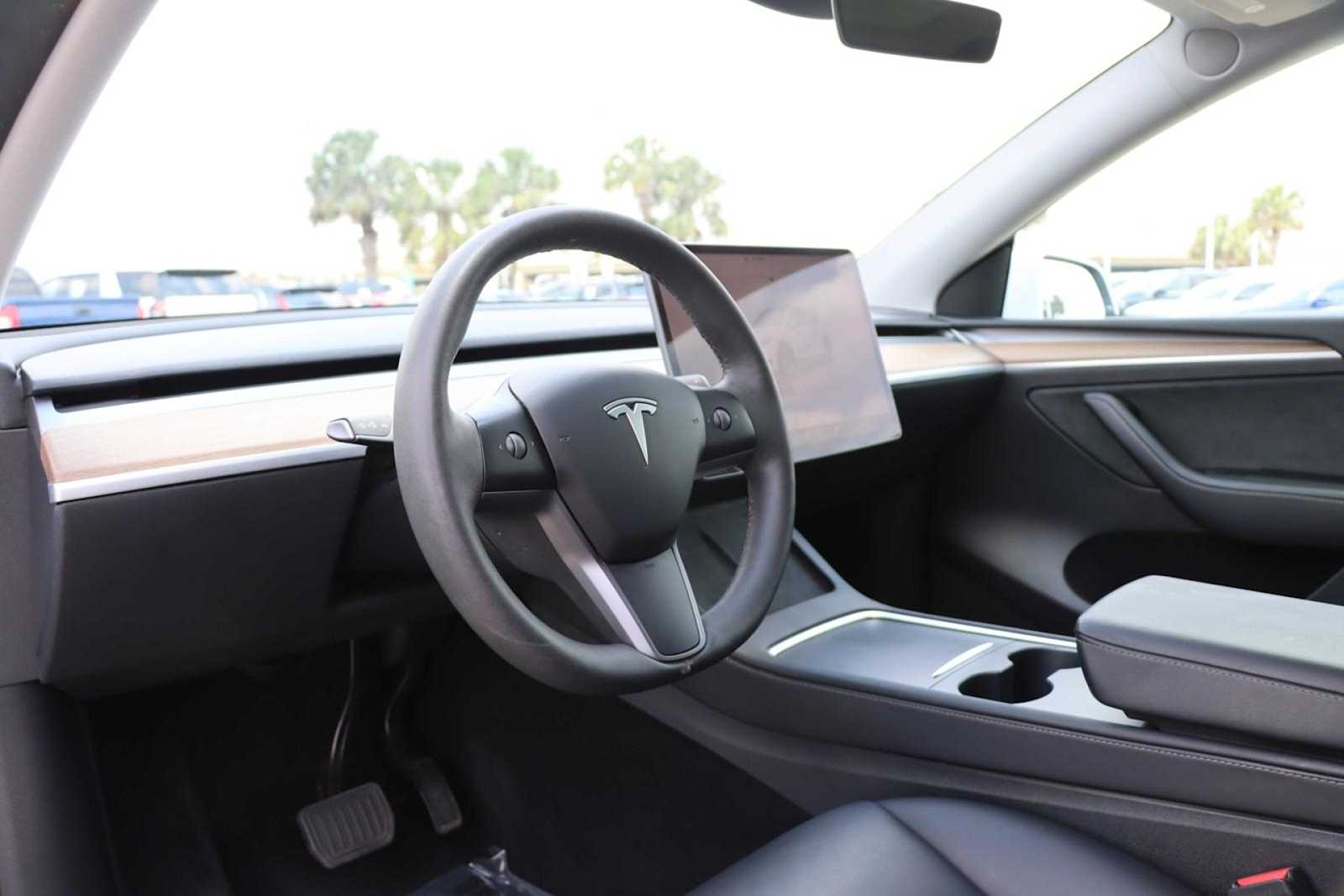 Thumbnail: 2023 Tesla Model Y - 2