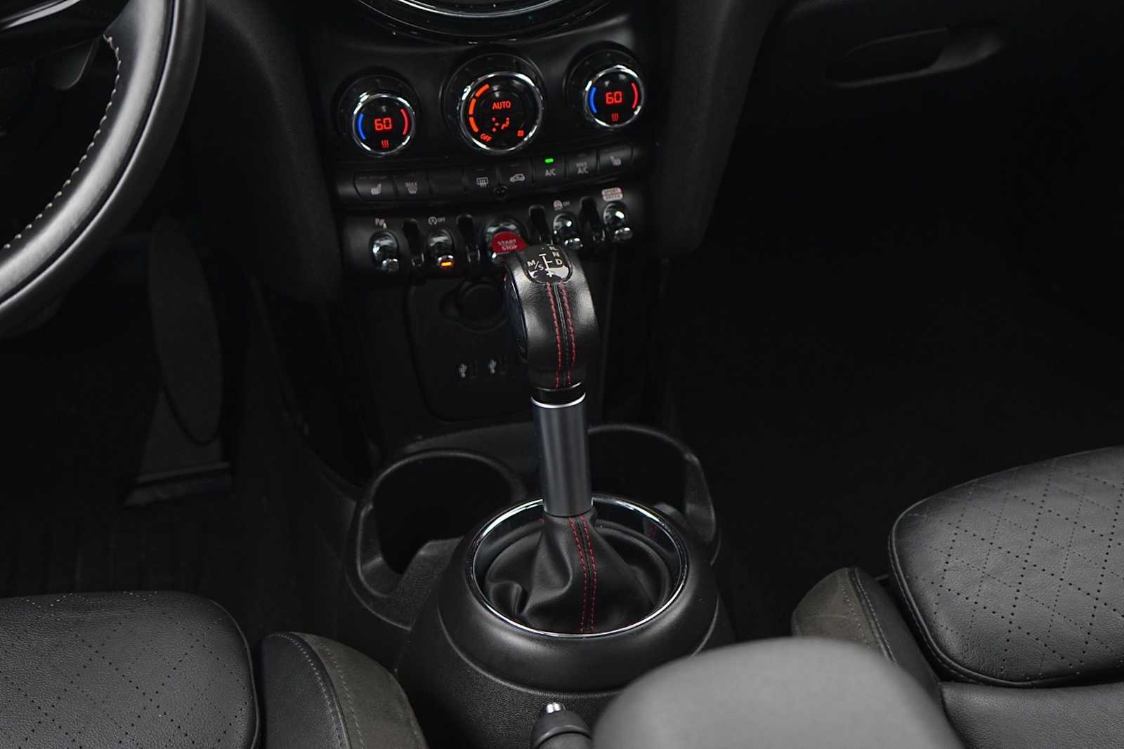 Thumbnail: 2019 MINI Cooper Hardtop - 20