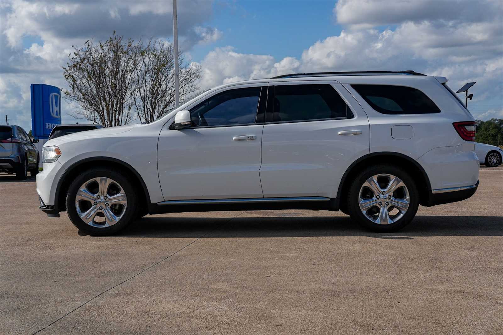2015 Dodge Durango Limited photo 2
