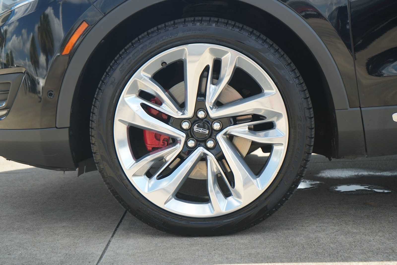 Thumbnail: 2018 Lincoln MKX - 8